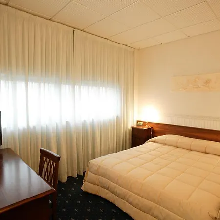 Hotel Alexander-2